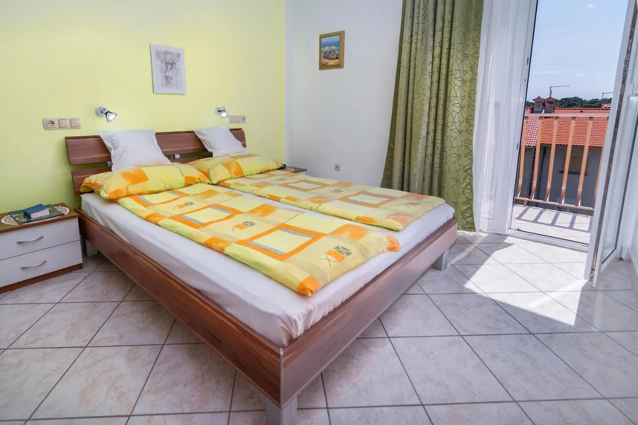 Apartments With A Parking Space Rab - 14120 Palit 0*,