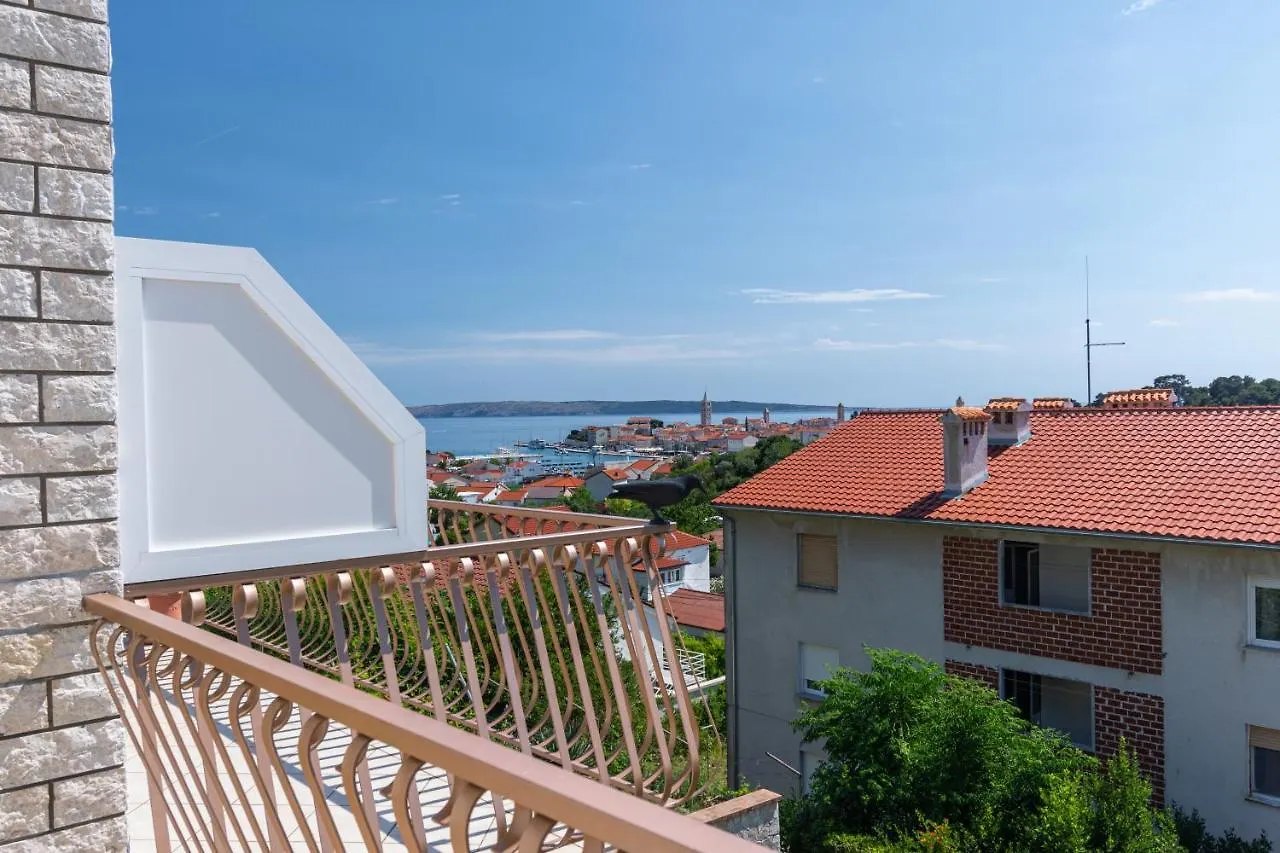 Apartments With A Parking Space Rab - 14120 Palit