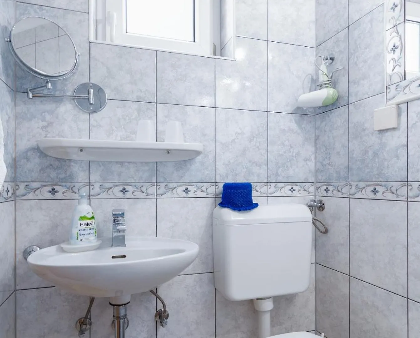 Apartments With A Parking Space Rab - 14120 Palit Croatia
