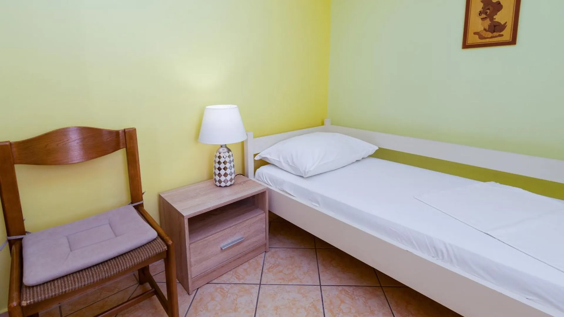 Apartments With A Parking Space Rab - 14120 Palit