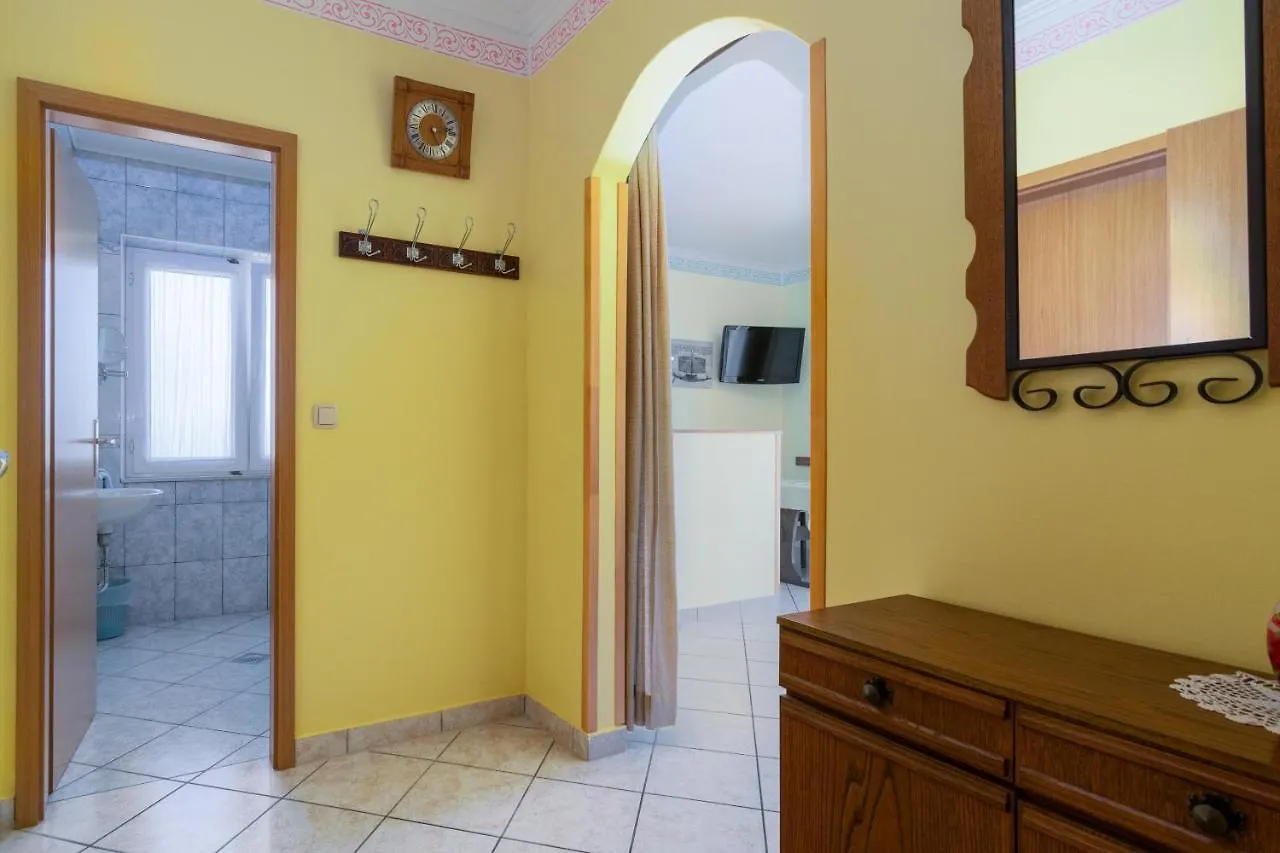 Apartments With A Parking Space Rab - 14120 Palit Croatia
