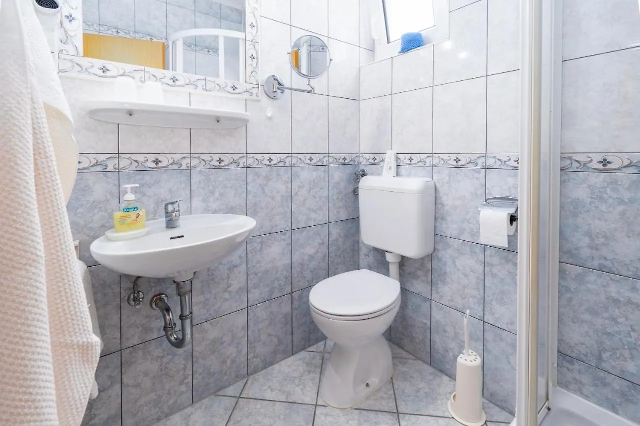 Apartments With A Parking Space Rab - 14120 Palit 0*,
